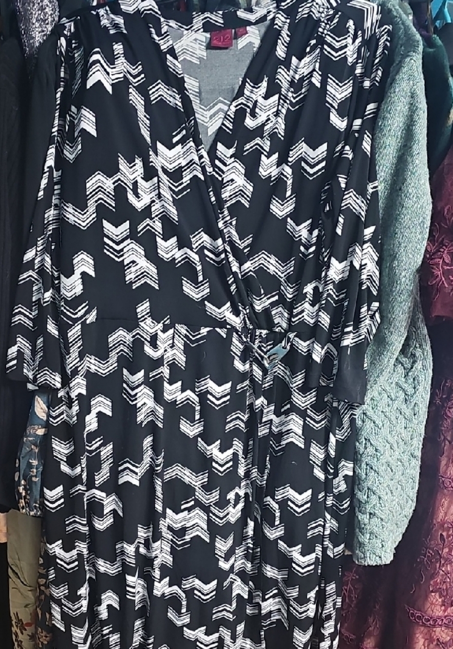 Elegant Black and White Quarter Sleeve Dress